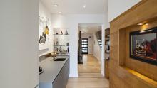 Wet bar using Valcucine Artematica vitrum.